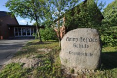 02-Grundschule-Heinz-Heyder-Stein.jpg